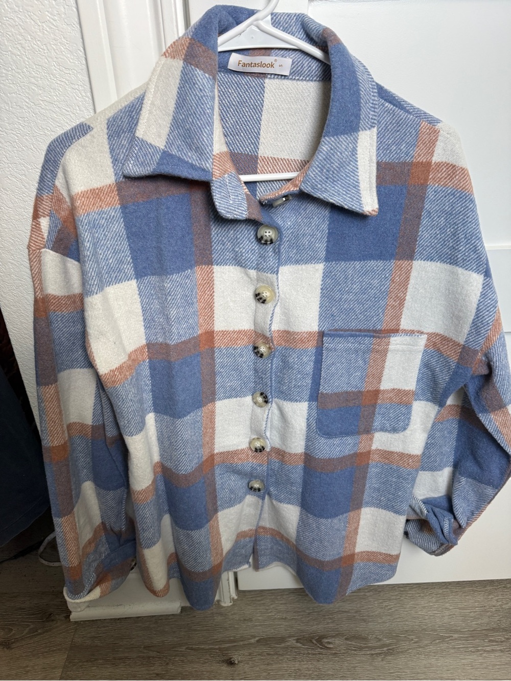 Fantaslook Women's Blue & Cream Plaid Shacket